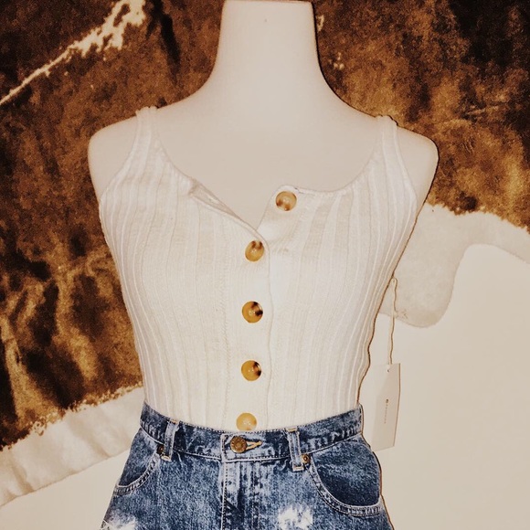 Knit tank top w/ buttons size M - Picture 1 of 2